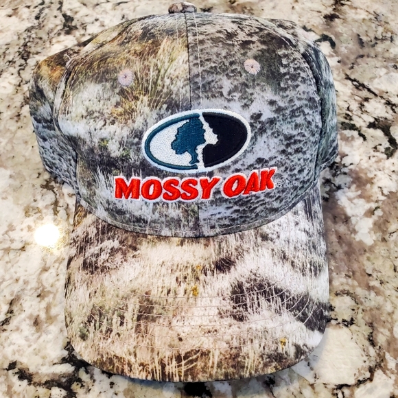 Mossy Oak Camp Hat - Picture 1 of 2